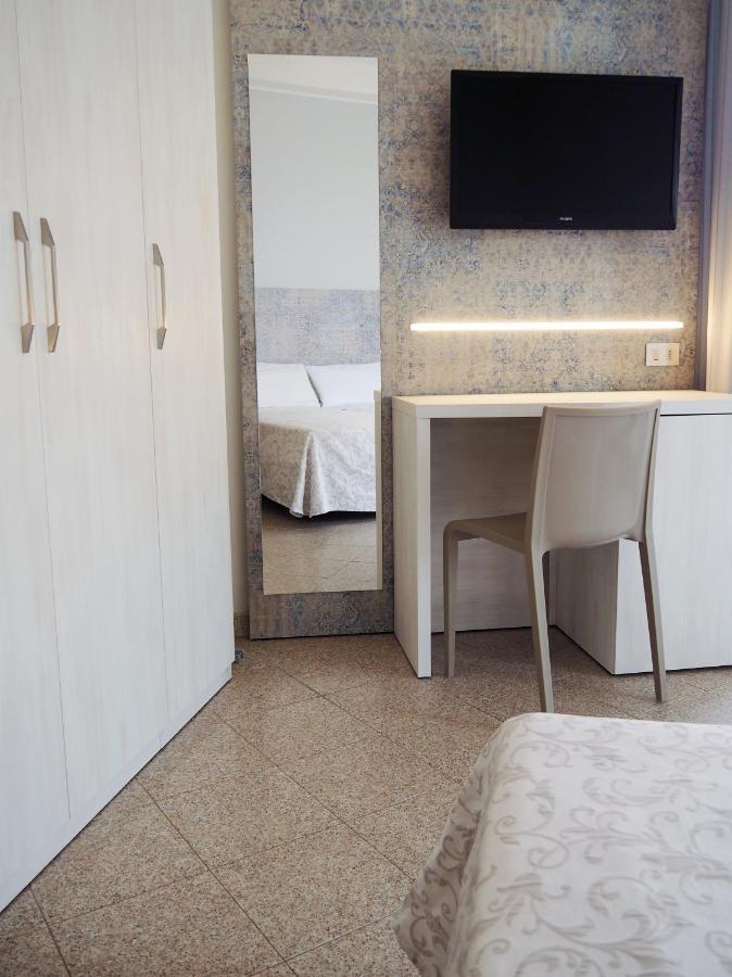 Hotel Olympia กาบิชเชมาเร ภายนอก รูปภาพ