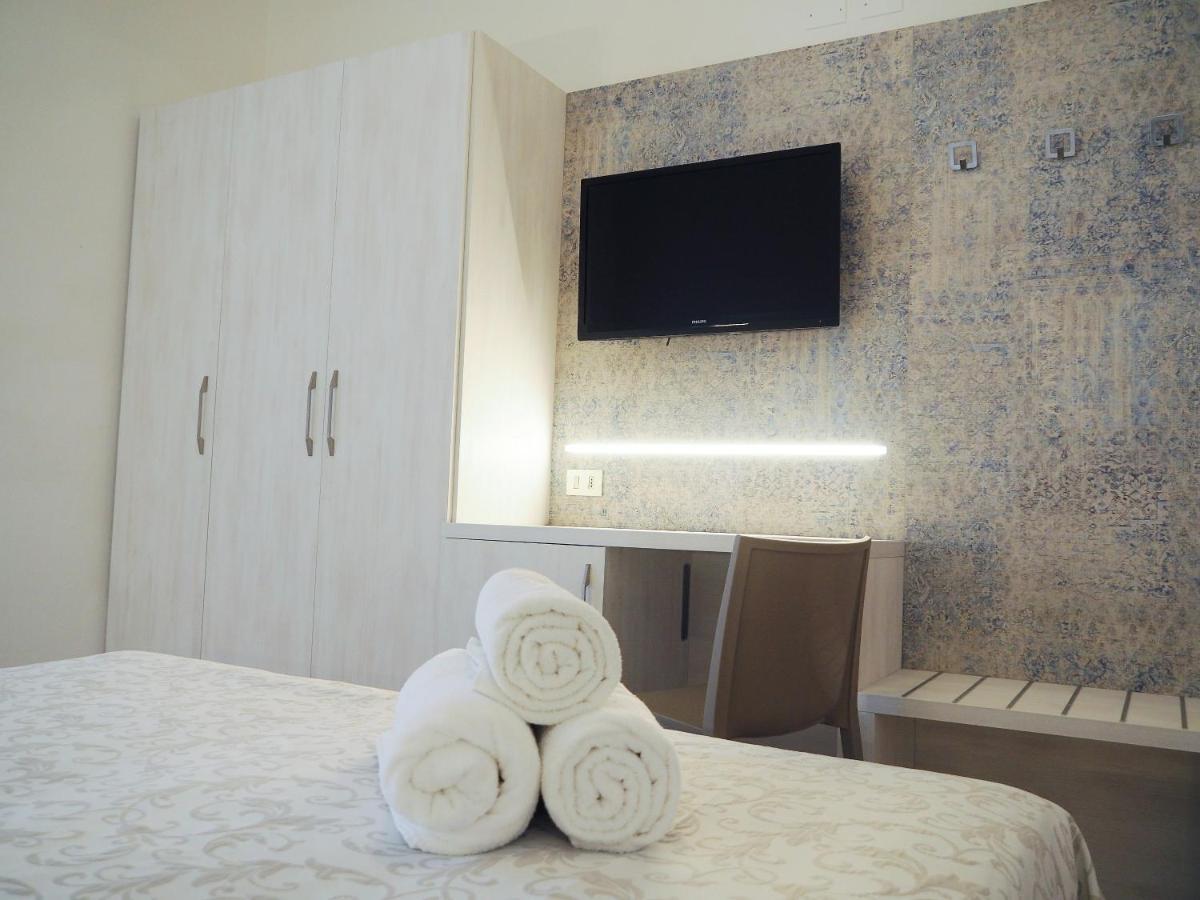 Hotel Olympia กาบิชเชมาเร ภายนอก รูปภาพ