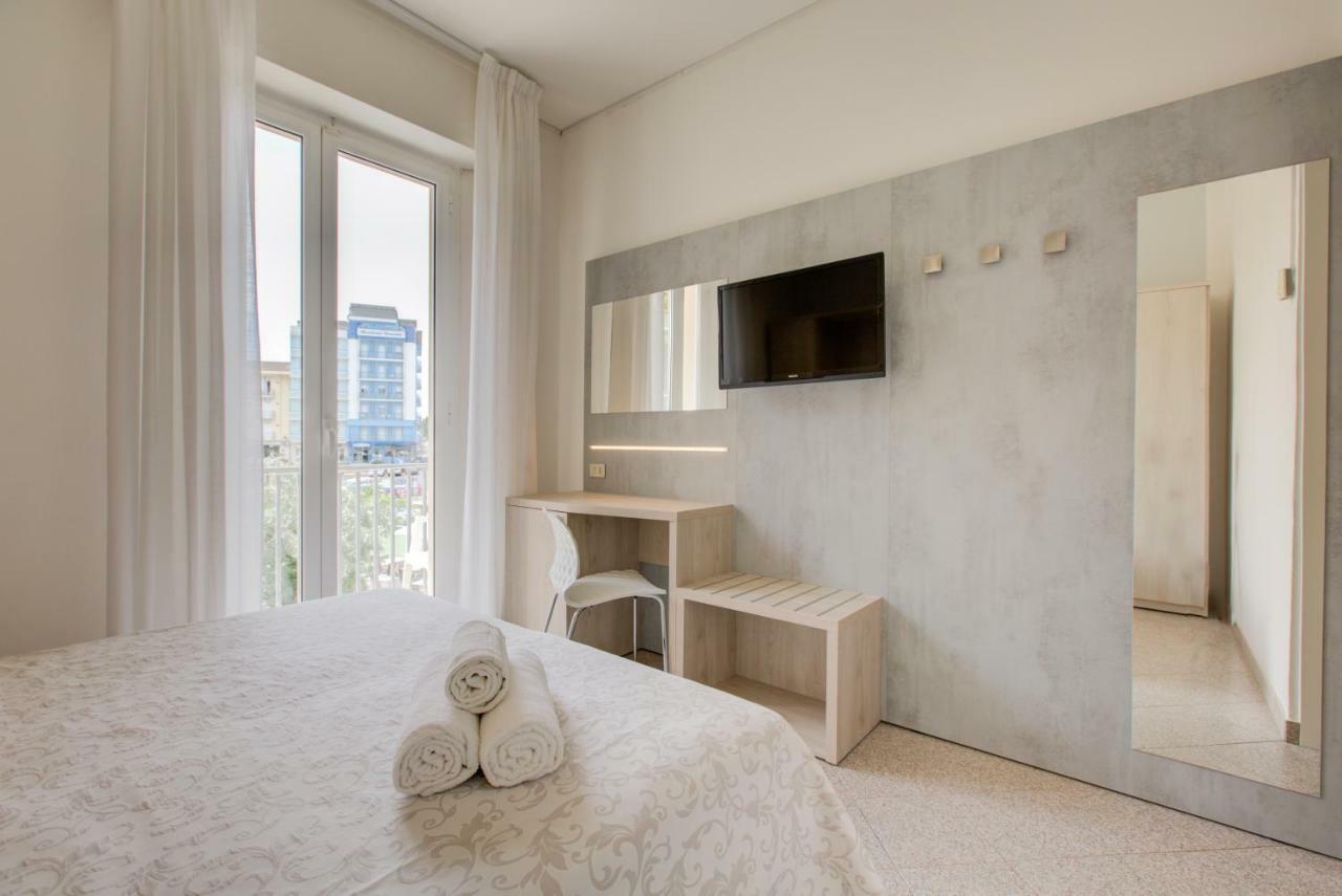 Hotel Olympia กาบิชเชมาเร ภายนอก รูปภาพ